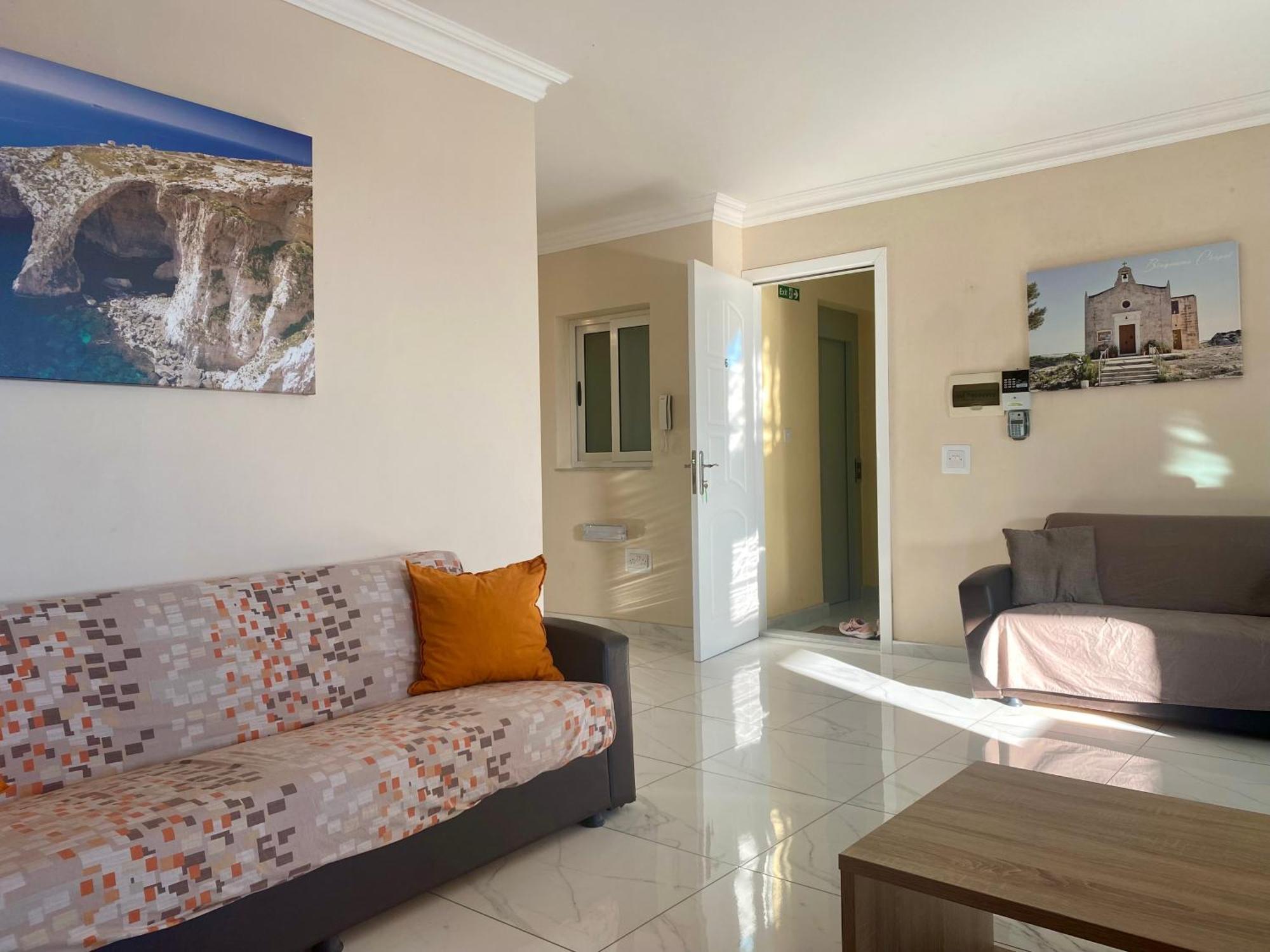 Sunrise Bay Apartments - Frontline Sea Views St. Paul's Bay Bagian luar foto