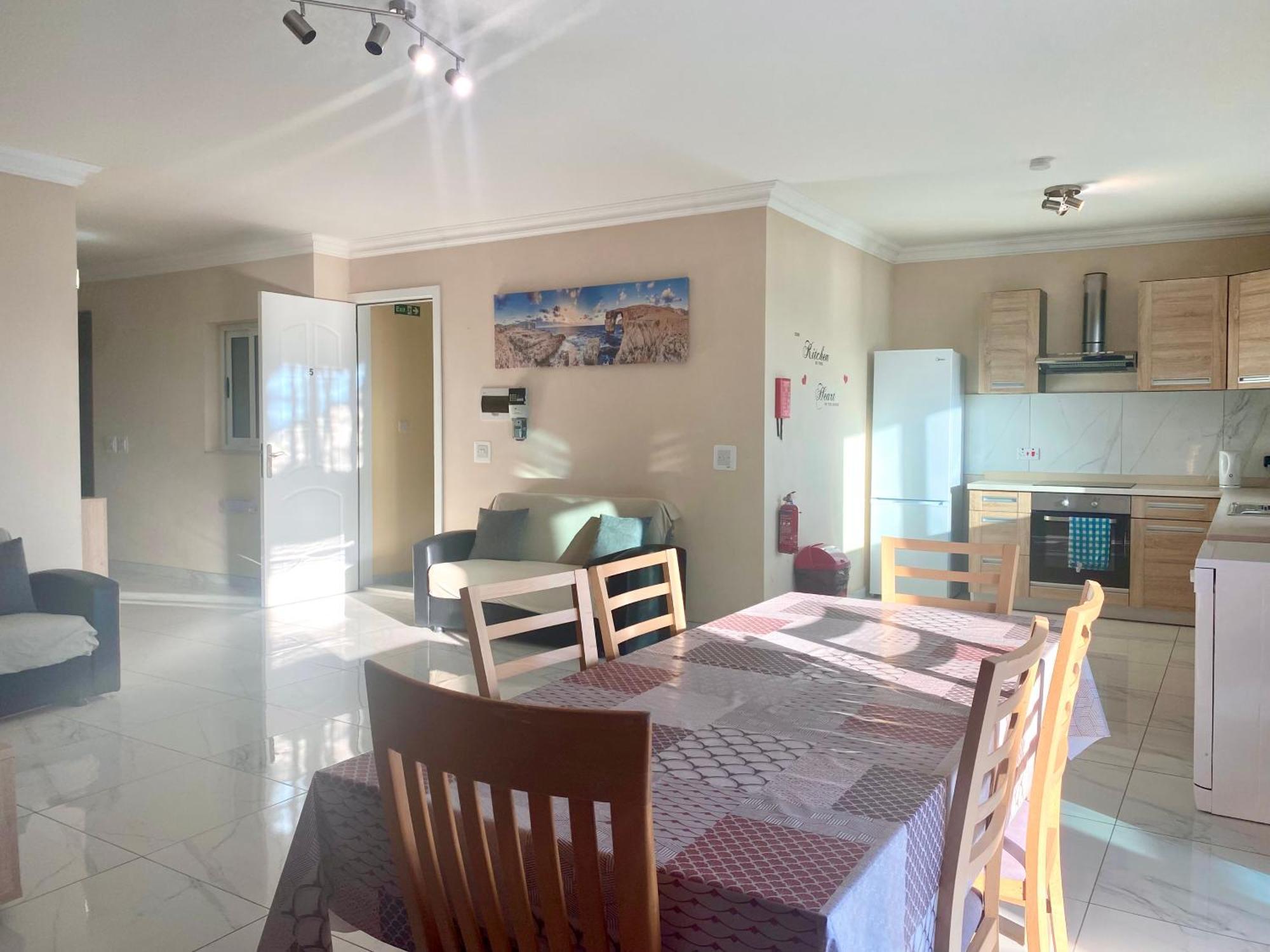Sunrise Bay Apartments - Frontline Sea Views St. Paul's Bay Bagian luar foto