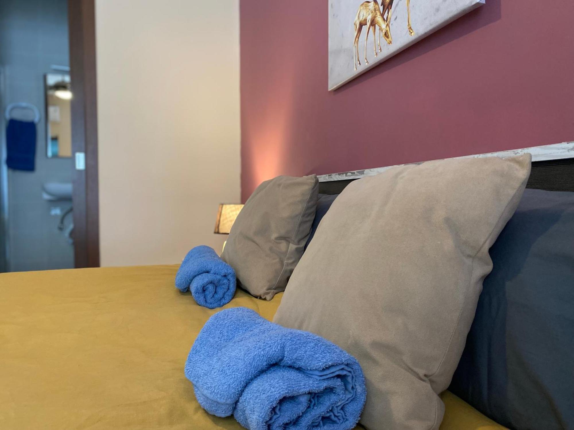 Sunrise Bay Apartments - Frontline Sea Views St. Paul's Bay Bagian luar foto
